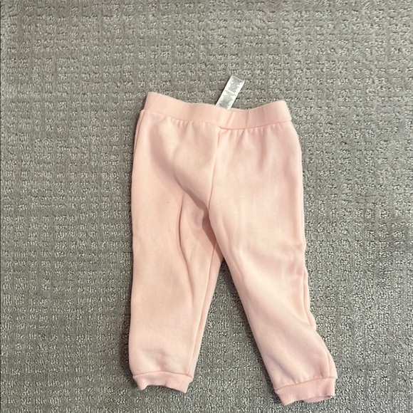 Pink Ruffled Baby Outfit - Picture 3 of 4